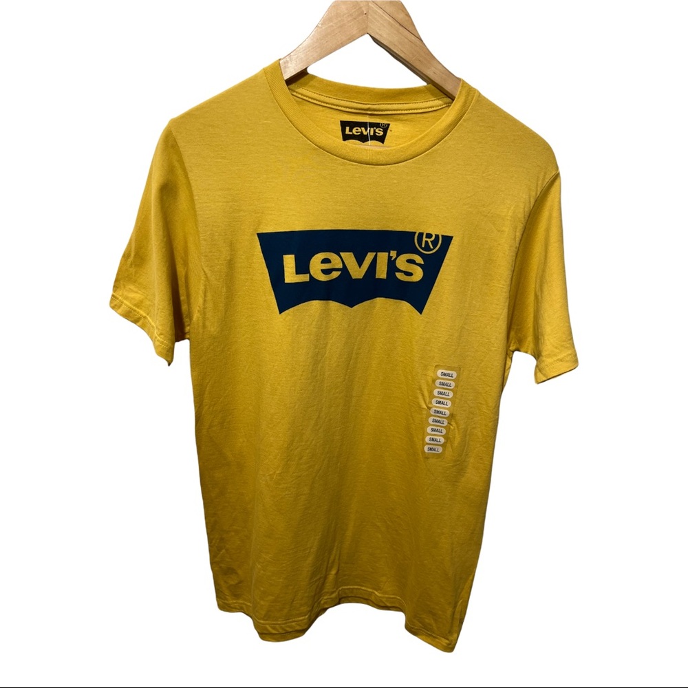 LEVI'S YELLOW AND NAVY BLUE GRAPHIC LOGO CASUAL SHORT SLEEVE TEE SIZE SMALL